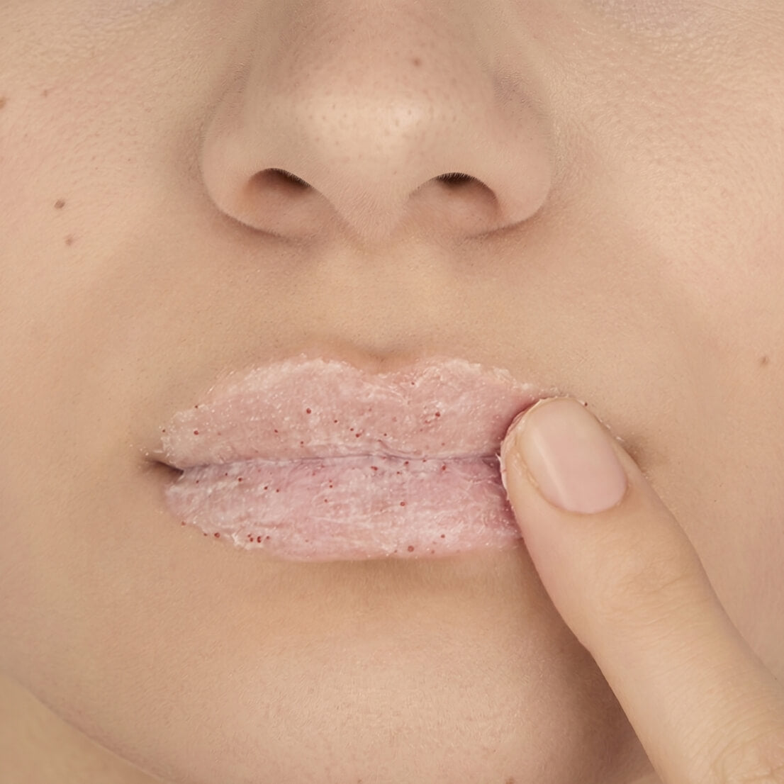 超水憶 LIP 刻救援柔潤磨砂膏